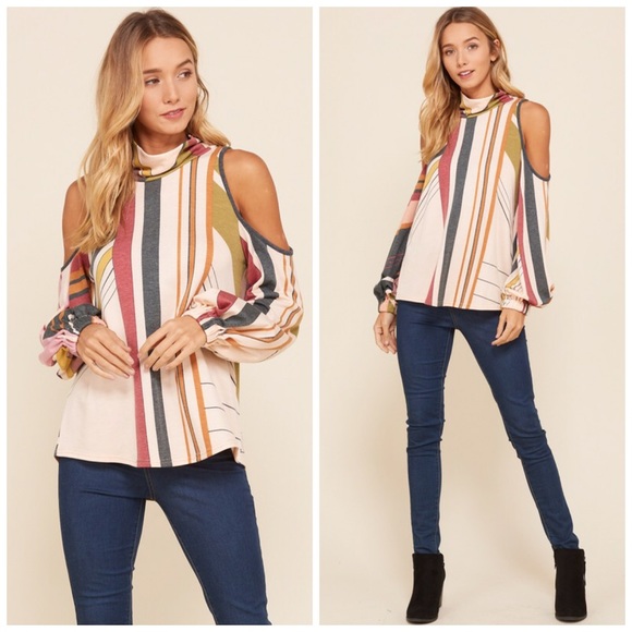 ❤️LAST 1! French Terry Puffy Sleeve Top! - Picture 2 of 3